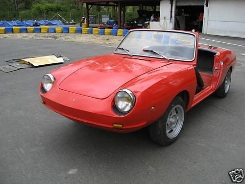 Restauration d'une Fiat 850 spider Sport de 1969